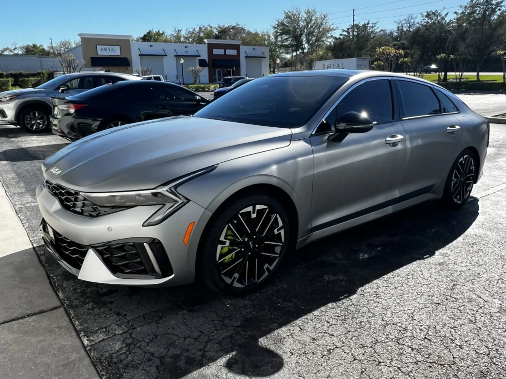 window tint on a 2025 Kia from Palm Harbor Florida's Best Window Tinter